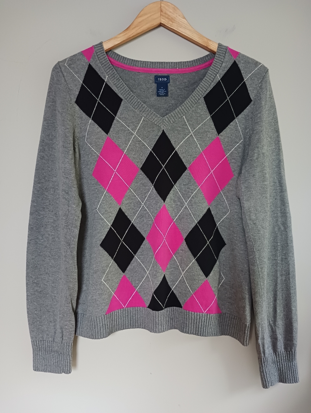 Izod Gray Argyle V-Neck Sweater Size M